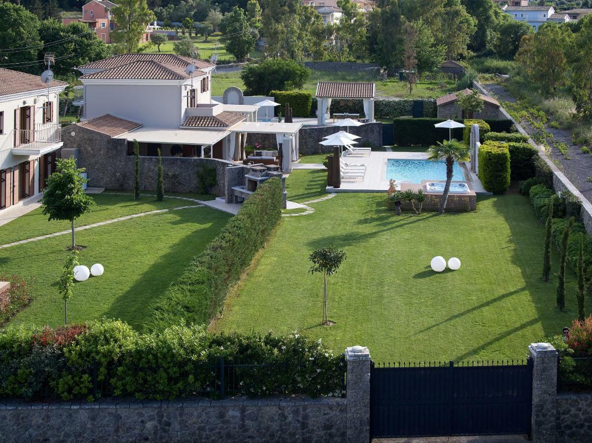 S & O Villas Corfu Дассия Экстерьер фото